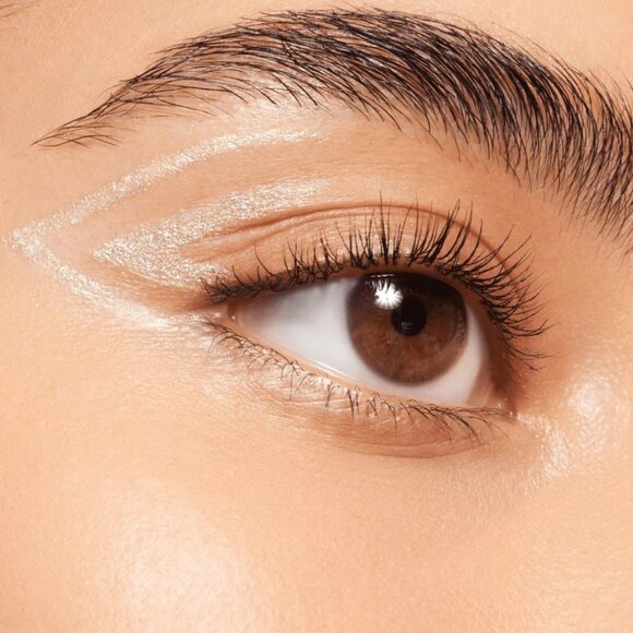 Essence Meta Glow Duo-Chrome Eye Pencil - 03 Galactic Chrome - Picture 2 of 9